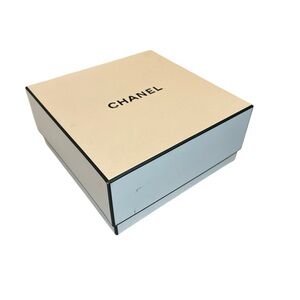CHANEL Cream and Black Box